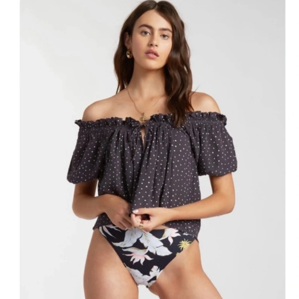 Billabong Flowy Polka Dot Puff Sleeve Top - Picture 2 of 4